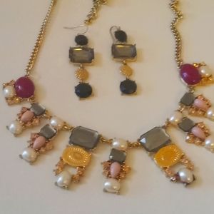 Vintage necklace and earing set